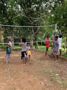 Création de terrains de sport et loisirs au Sri Lanka