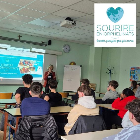 Présentation à des collégiens